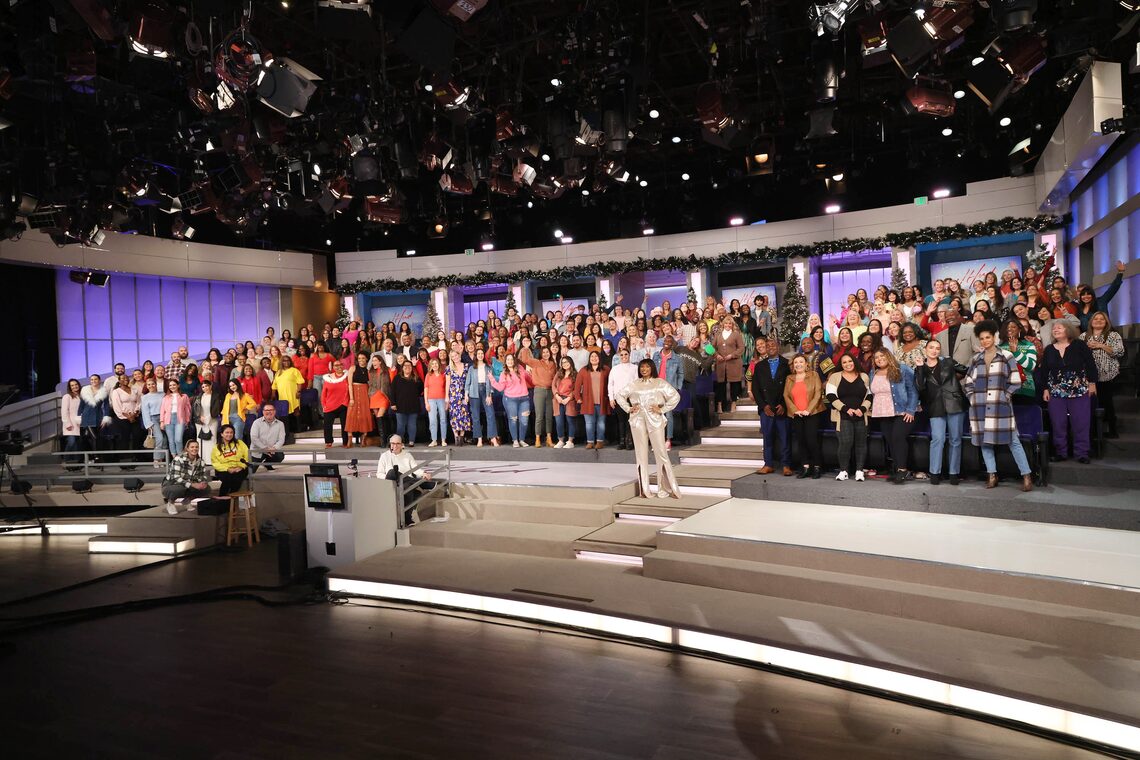 GUESTS: Regina Hall, Russell Dickerson